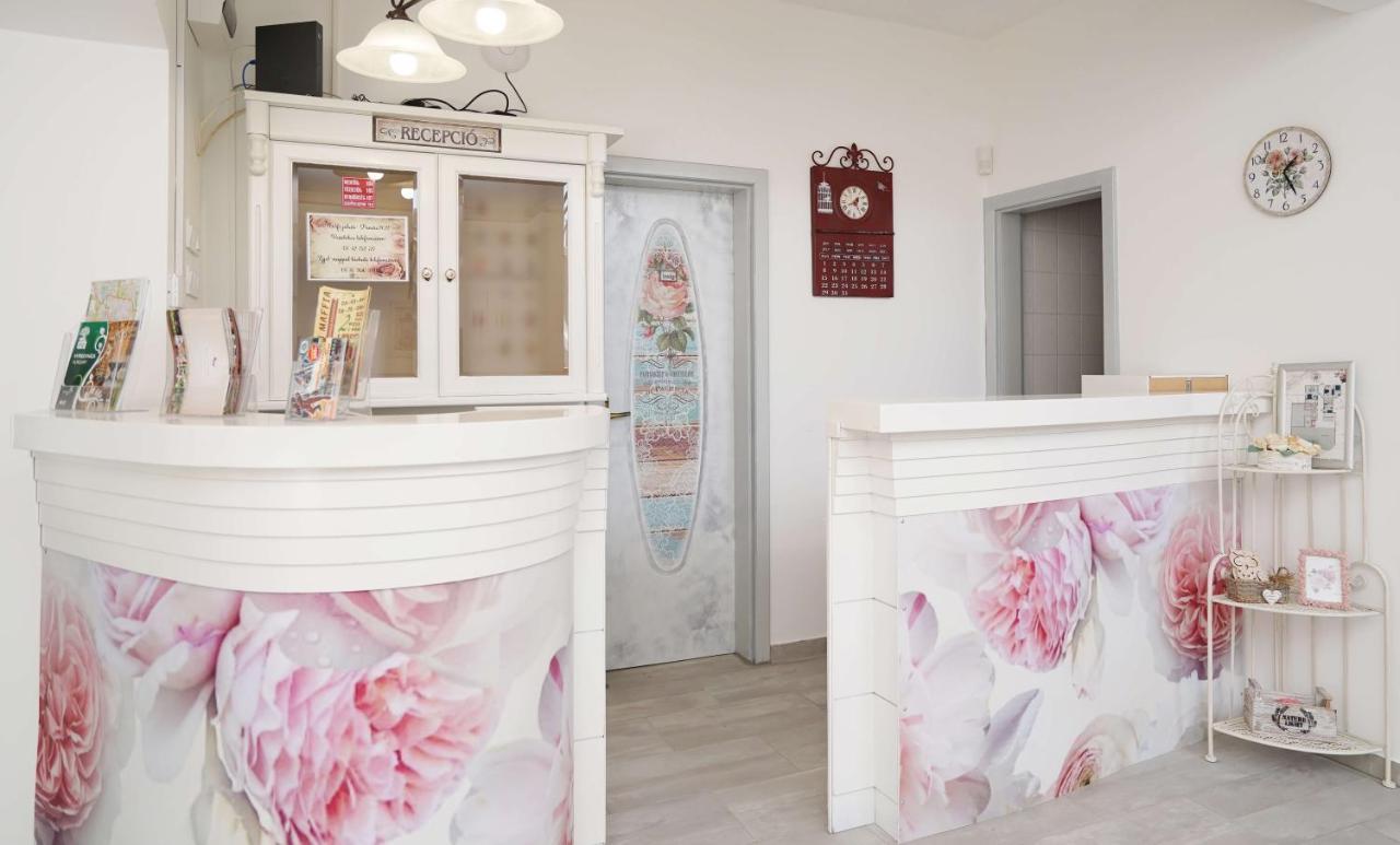 Rose Garden Bed & Breakfast Nyiregyhaza