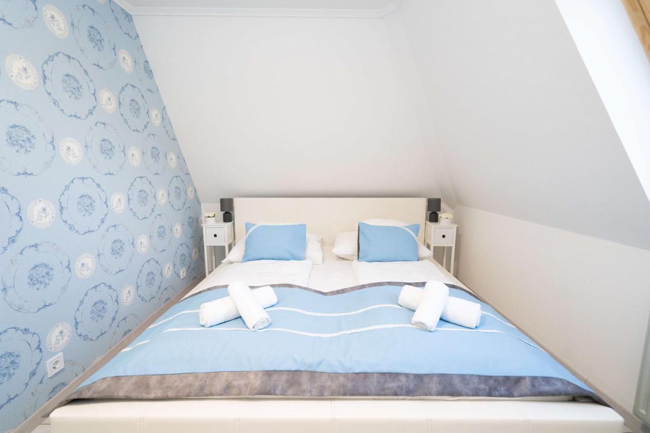Rose Garden Bed & Breakfast Nyiregyhaza
